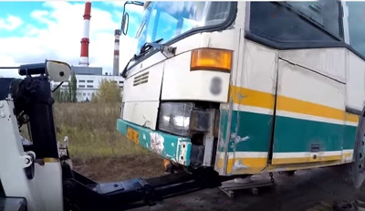 Транспортировка автобуса на эвакуаторе в Ангарске