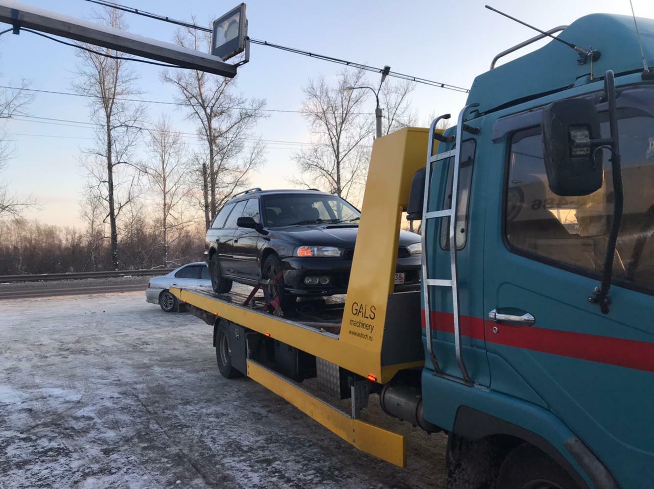 Фото эвакуатора для перевозки легкового авто