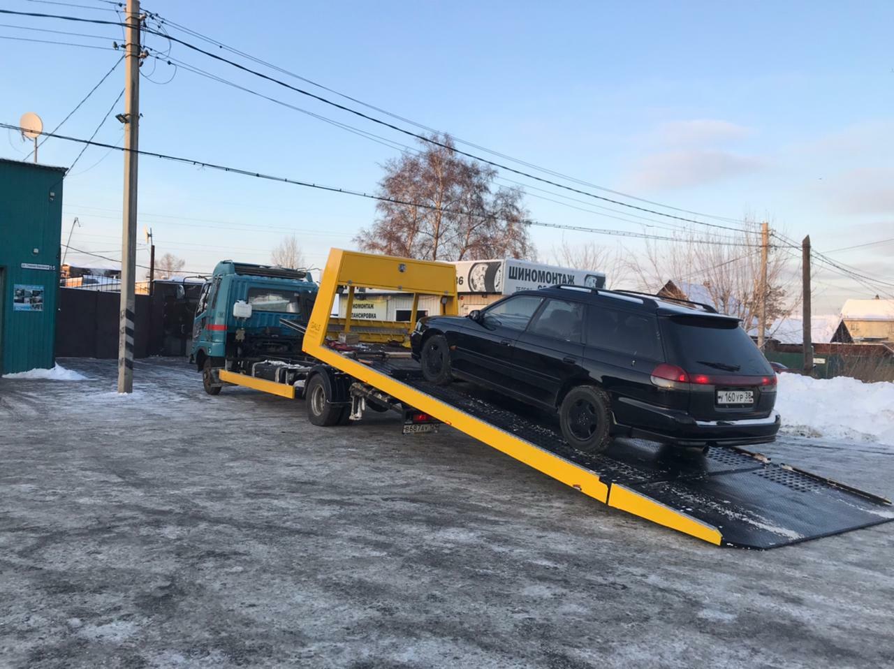 Фото процесса эвакуации легкового авто